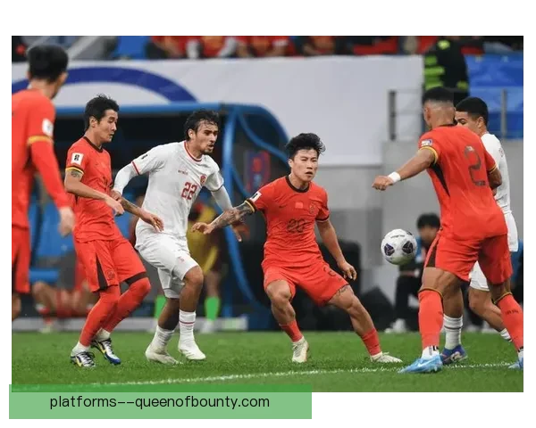 中国男足18强赛主场2-1力克印尼迎来首胜，展现强大实力