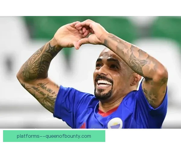 乔纳森·大卫法甲主场上演帽子戏法精彩表现展现顶级射手本色